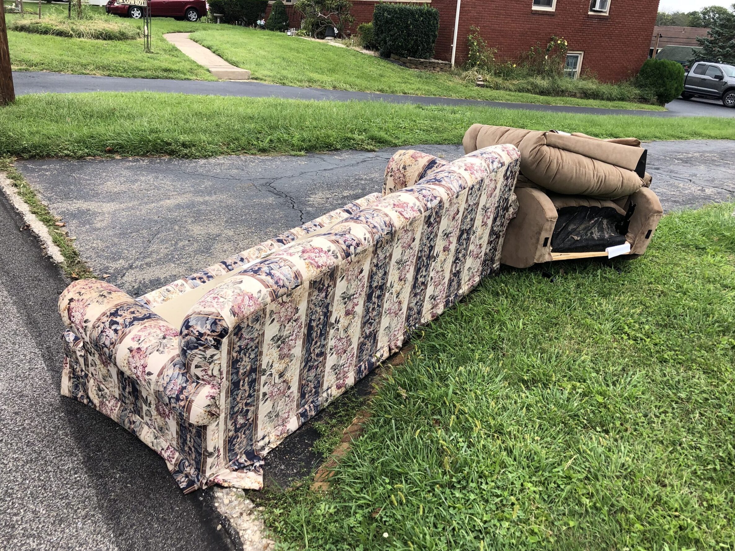 couch on curb before removal